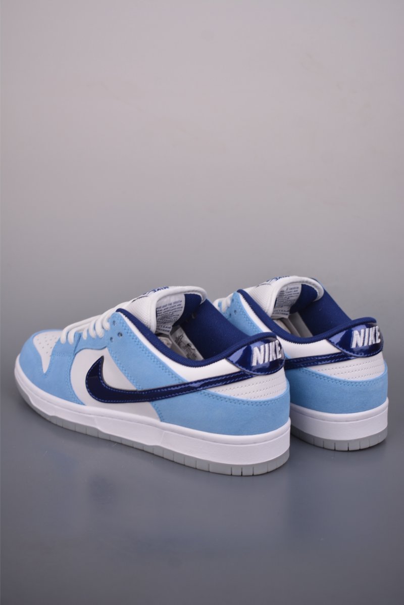 Nike SB Dunk Low 'Sky Blue / White' view