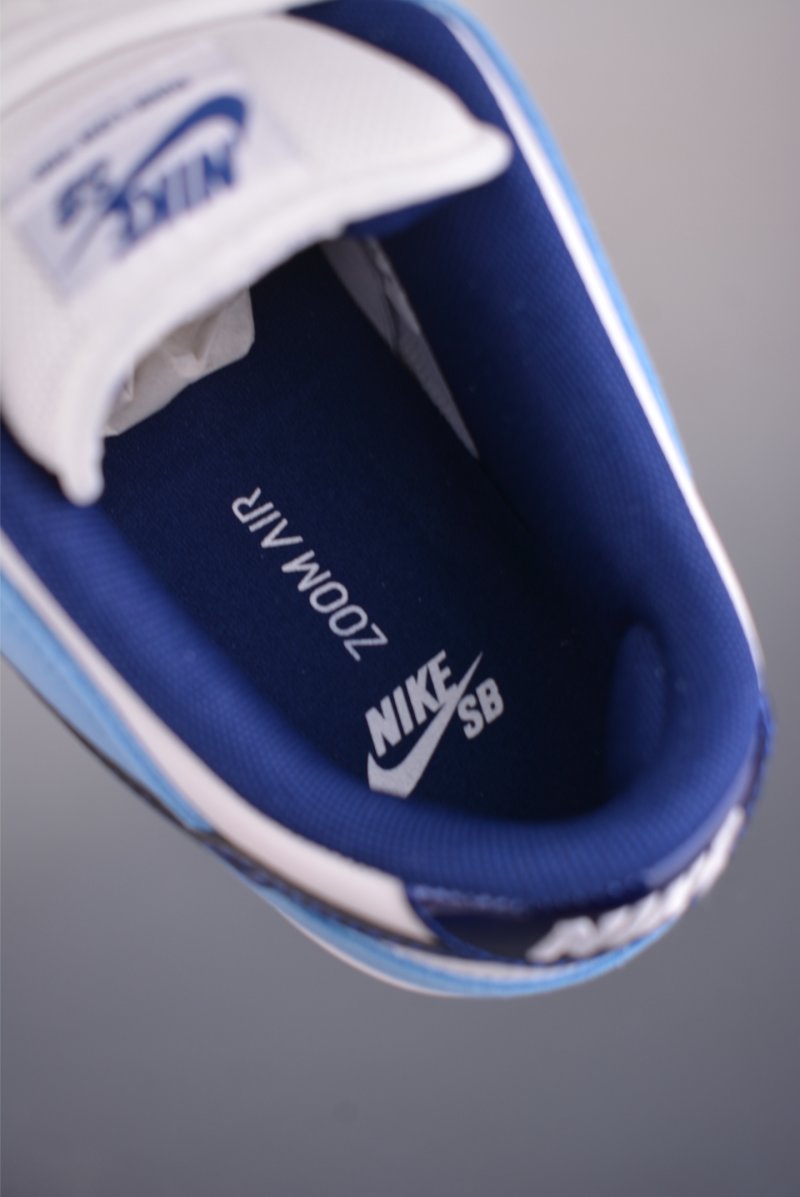 Nike SB Dunk Low 'Sky Blue / White' view