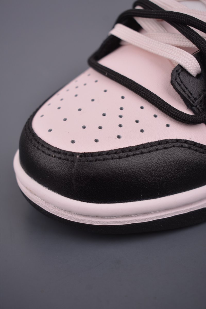 Nike SB Dunk Low 'Black / Pink' view