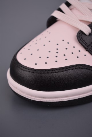 Nike SB Dunk Low 'Black / Pink' view 6