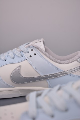 Nike SB Dunk Low 'Star Galaxy' view 8