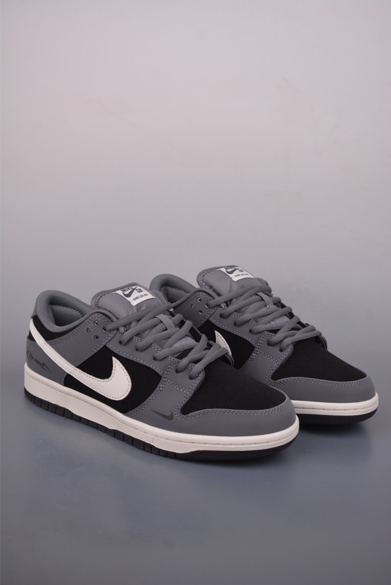 Nike SB Dunk Low 'Black / Grey'