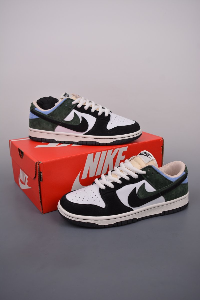 Nike SB Dunk Low 'Black / Green' view