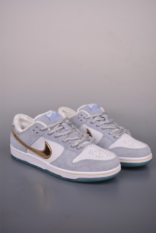 Nike SB Dunk Low 'Ice World' view 1