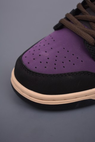 Nike SB Dunk Low view 6