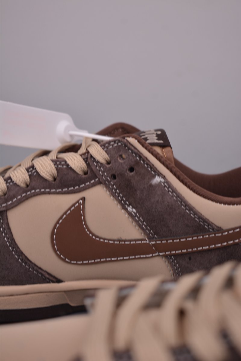 Nike SB Dunk Low 'Grey / Brown' view
