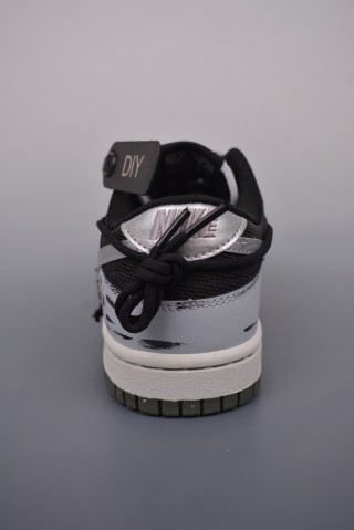 Nike SB Dunk Low 'Dark Poker' view 4