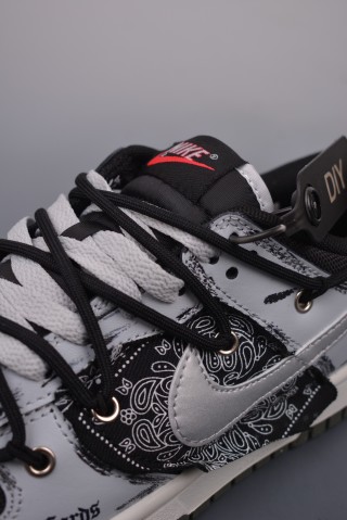 Nike SB Dunk Low 'Dark Poker' view 7