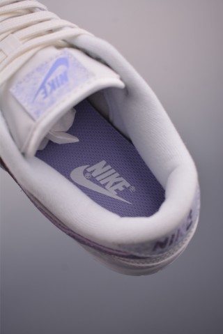 Nike SB Dunk Low view 9