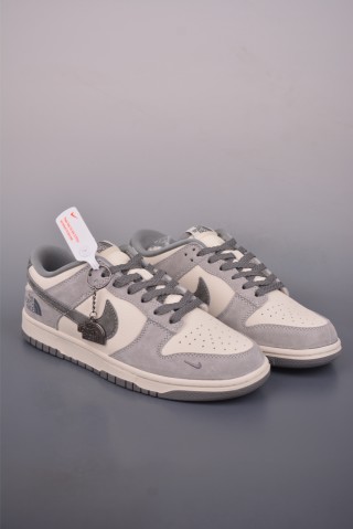 Nike SB Dunk Low The North Face view 1
