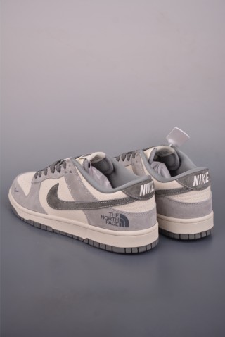 Nike SB Dunk Low The North Face view 2