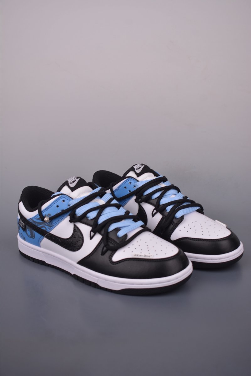 Nike SB Dunk Low 'White / Blue / Black'