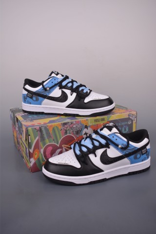 Nike SB Dunk Low 'White / Blue / Black' view 5