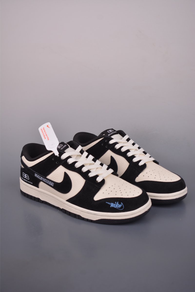 Nike SB Dunk Low Balenciaga