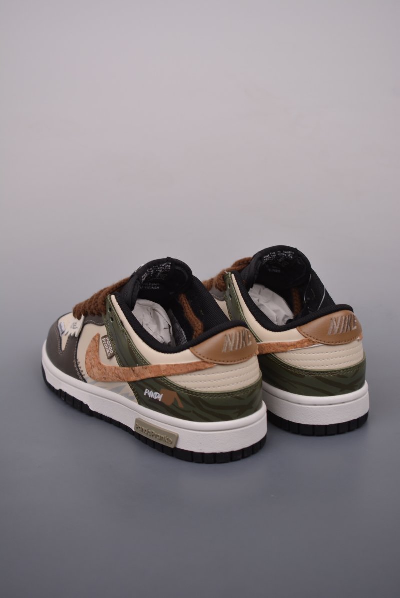 Nike SB Dunk Low 'Jungle Passage' view