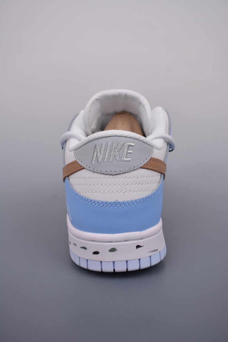 Nike SB Dunk Low Deconstruct view