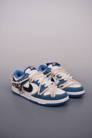 Nike SB Dunk Low 'Black / Blue' view 1