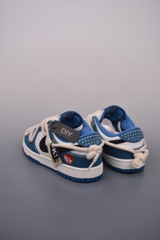 Nike SB Dunk Low 'Black / Blue' view 2