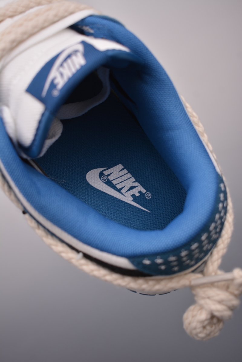 Nike SB Dunk Low 'Black / Blue' view