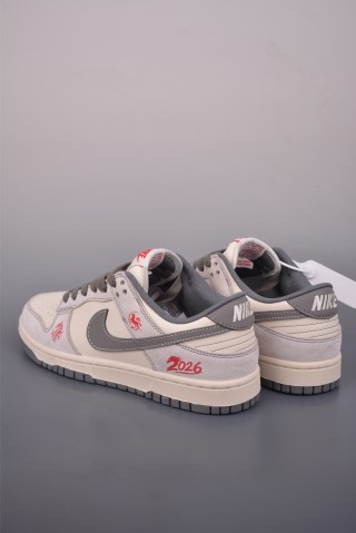Nike SB Dunk Low view 2