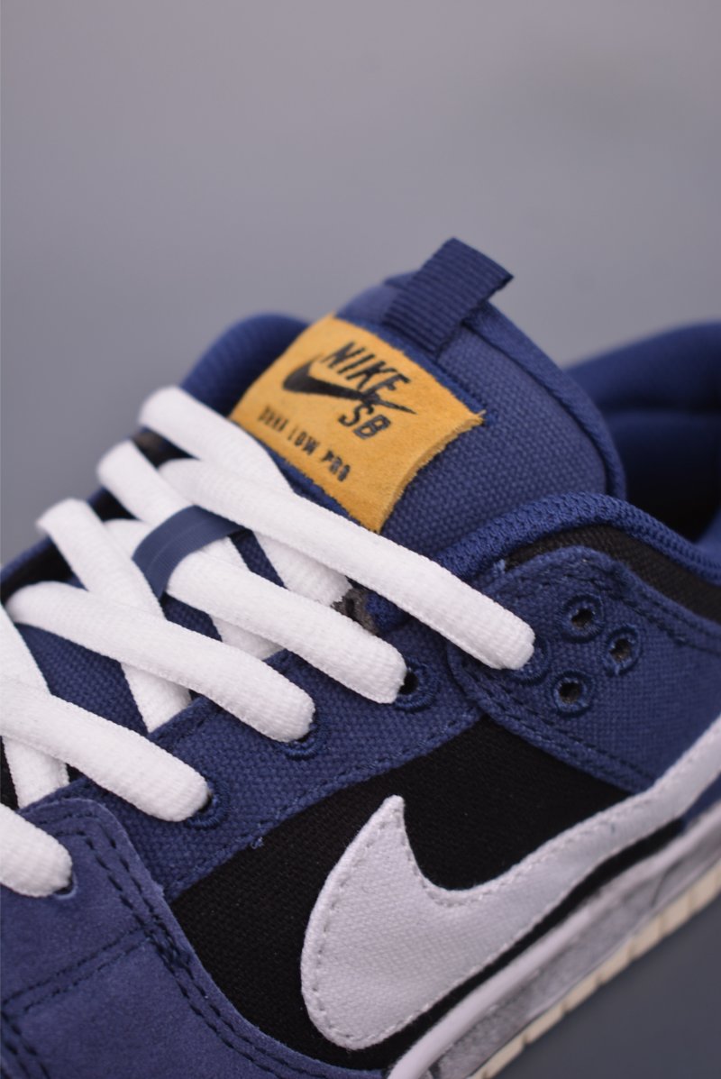 Nike SB Dunk Low 'White / Blue' view