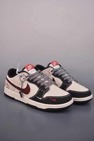 Nike SB Dunk Low 'EVISU' view 1