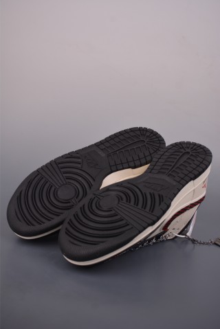 Nike SB Dunk Low 'EVISU' view 3