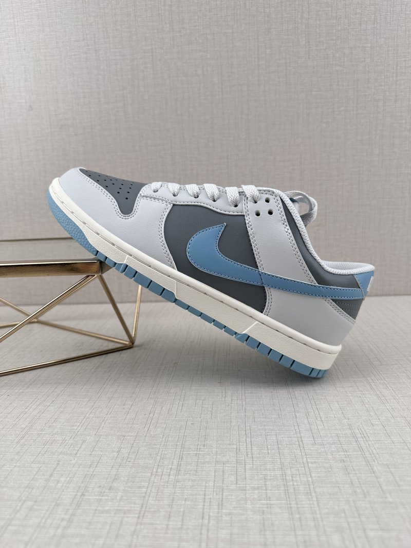 Nike SB Dunk Low