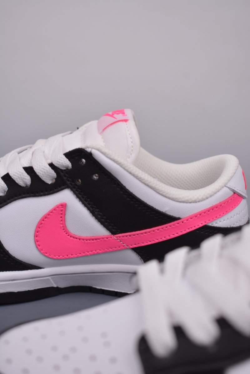 Nike SB Dunk Low view