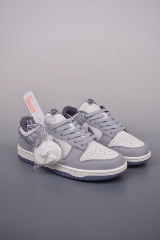 Nike SB Dunk Low view 1