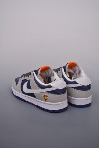 Nike SB Dunk Low view 2