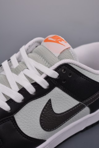 Nike SB Dunk Low view 7