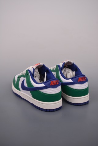 Nike SB Dunk Low view 2