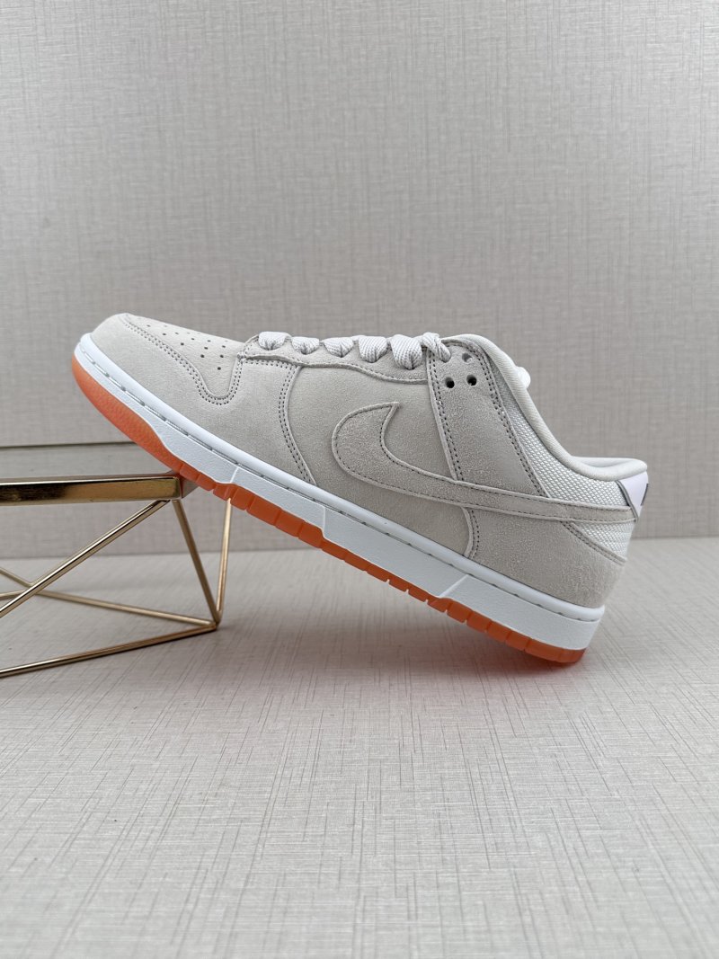 Nike SB Dunk Low 'White'