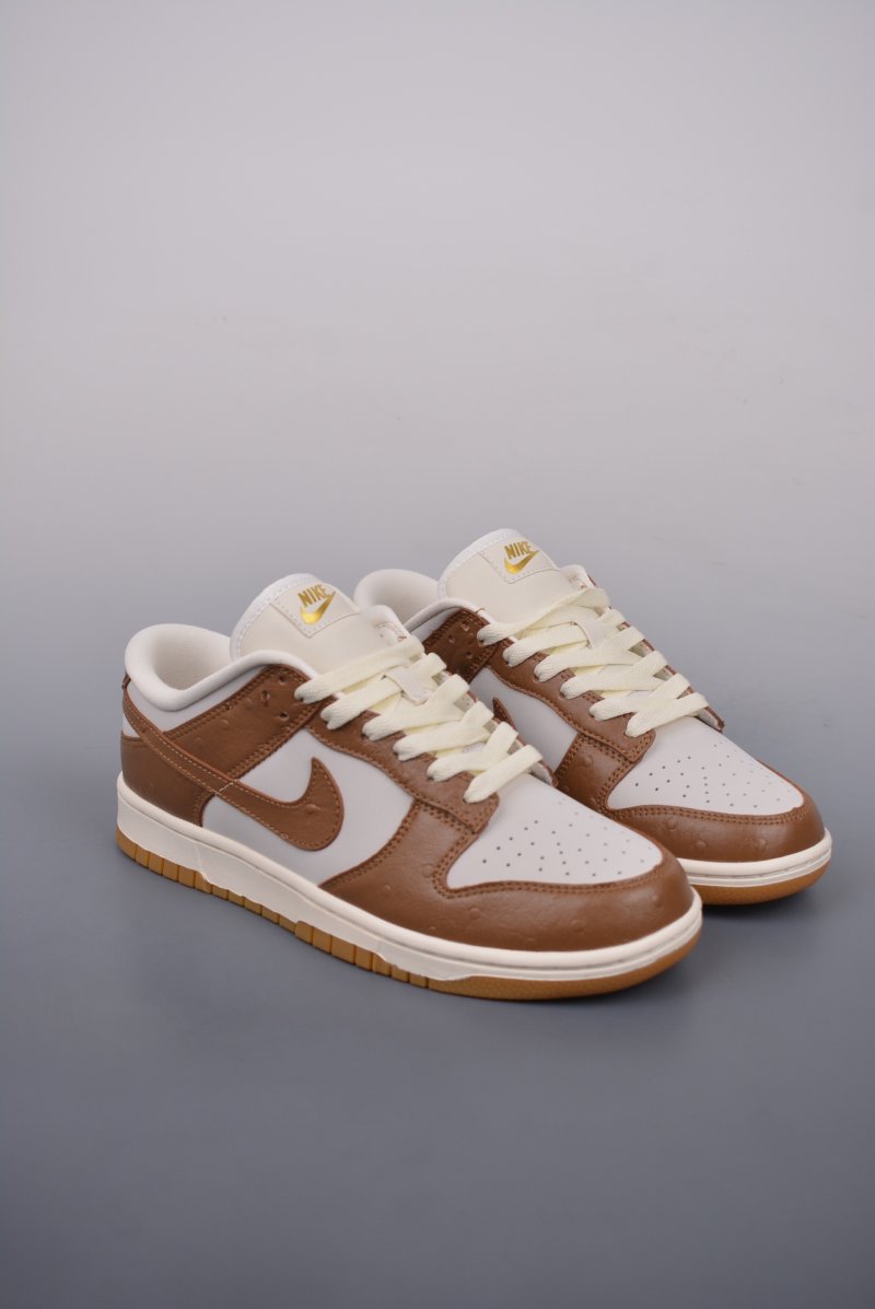 Nike SB Dunk Low