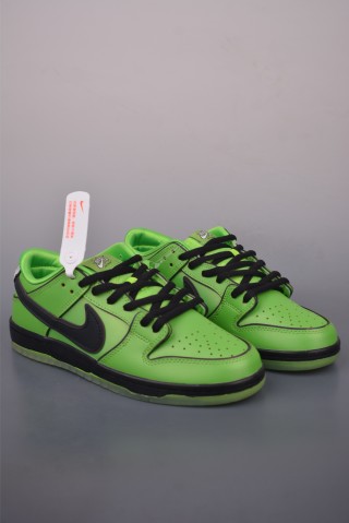 Nike SB Dunk Low view 1