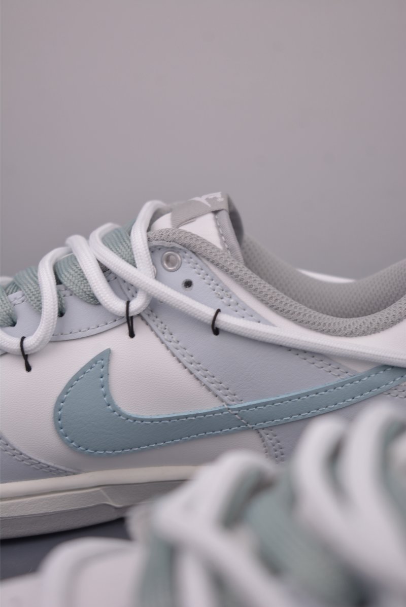 Nike SB Dunk Low 'White / Grey' view