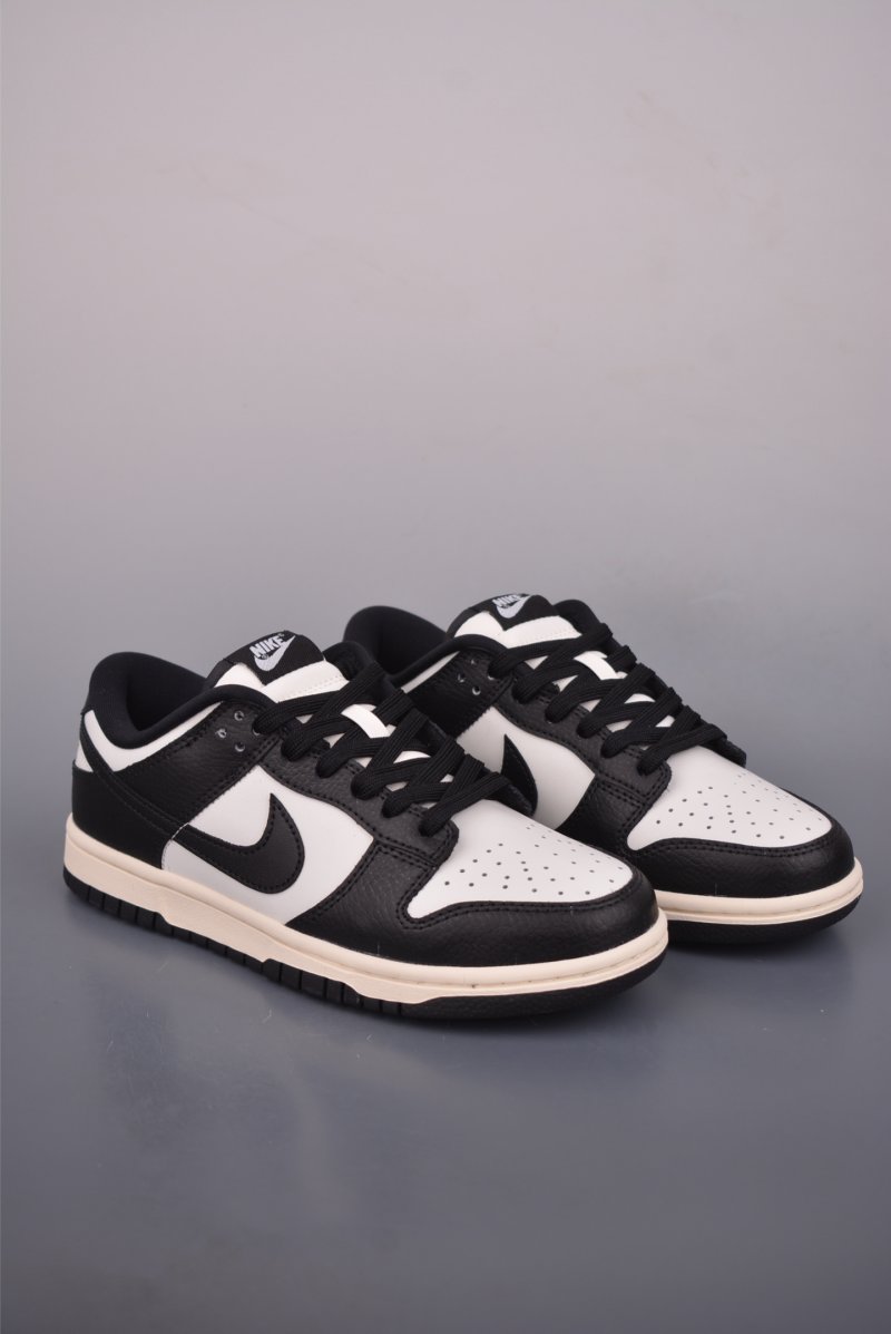 Nike SB Dunk Low