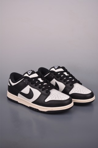 Nike SB Dunk Low view 1