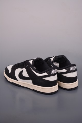 Nike SB Dunk Low view 2