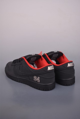 Nike SB Dunk Low view 2