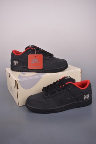 Nike SB Dunk Low view 5