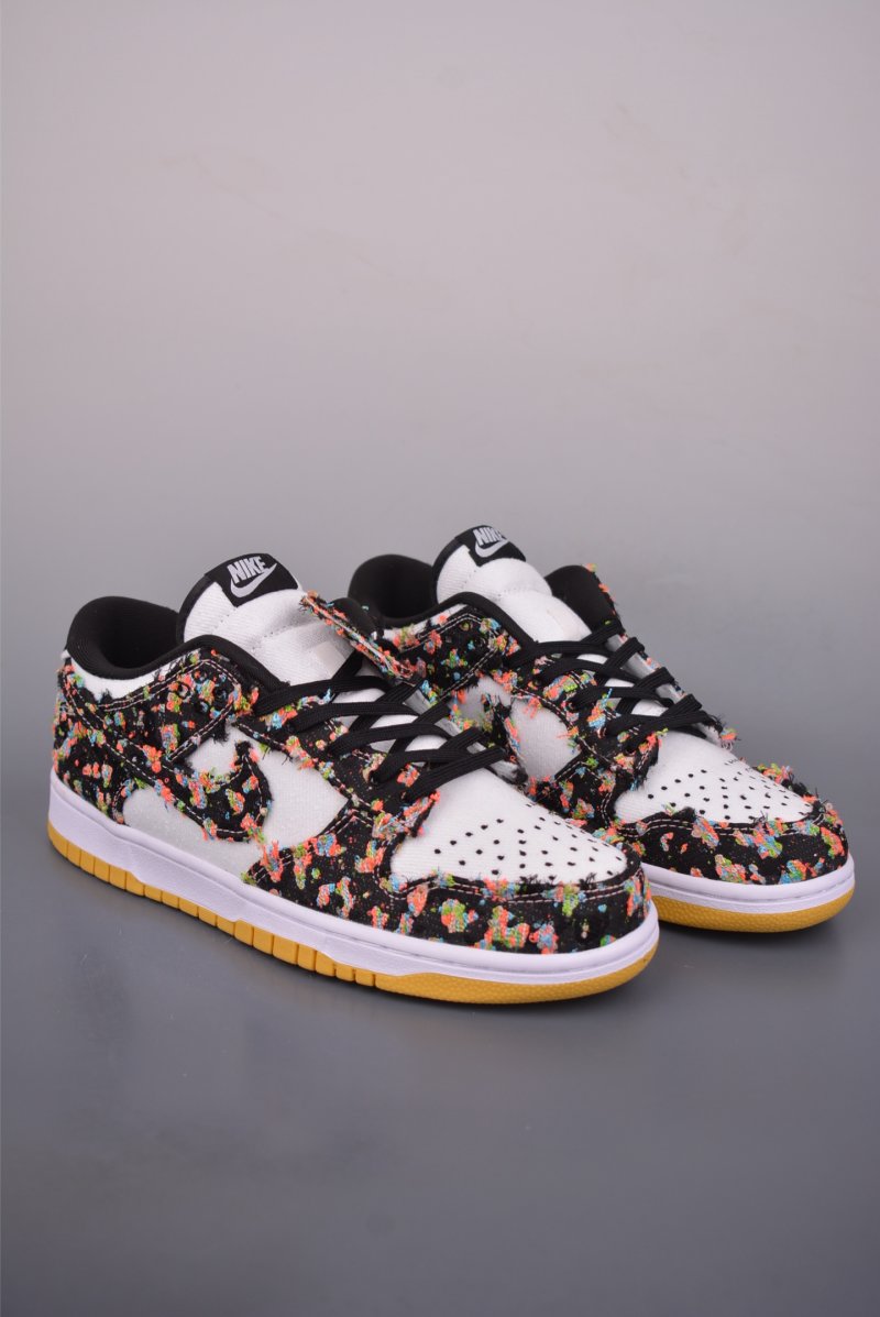 Nike SB Dunk Low