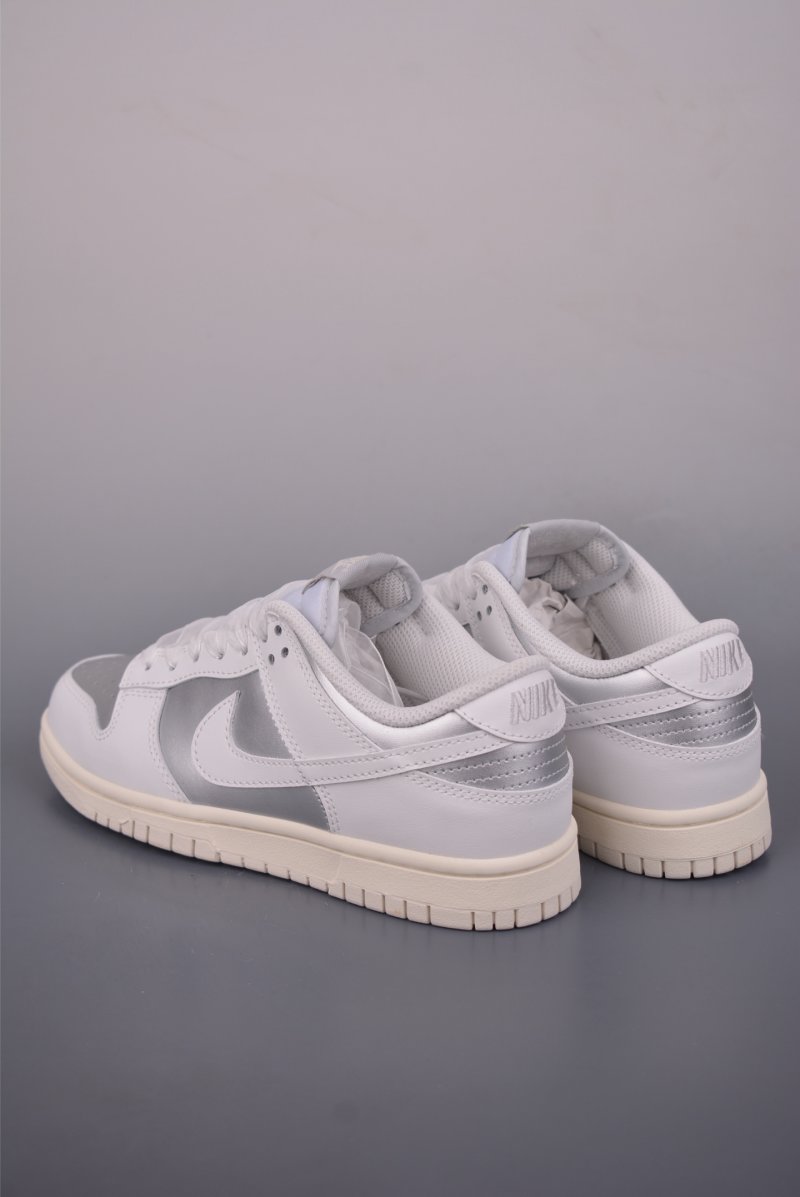 Nike SB Dunk Low 'White / Silver' view