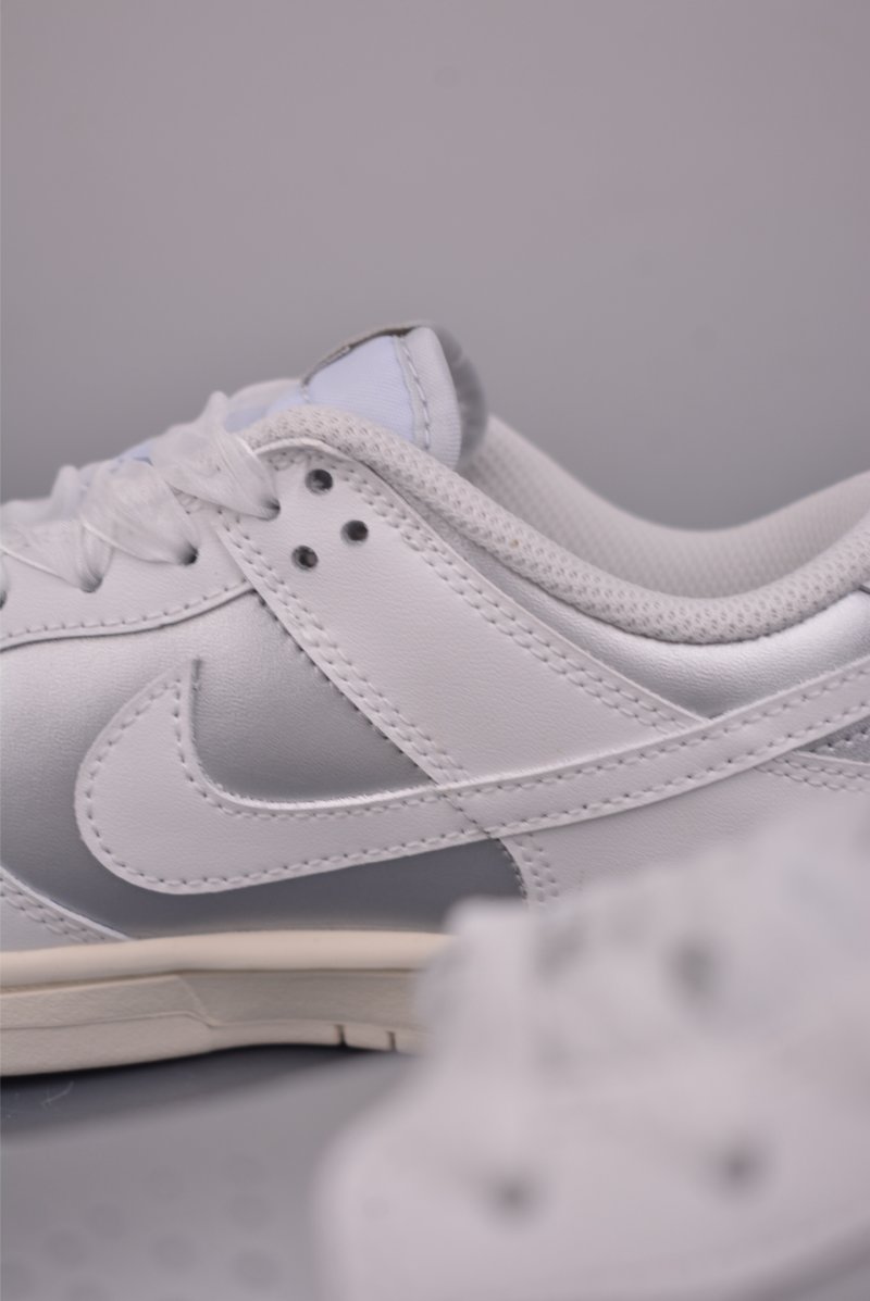Nike SB Dunk Low 'White / Silver' view