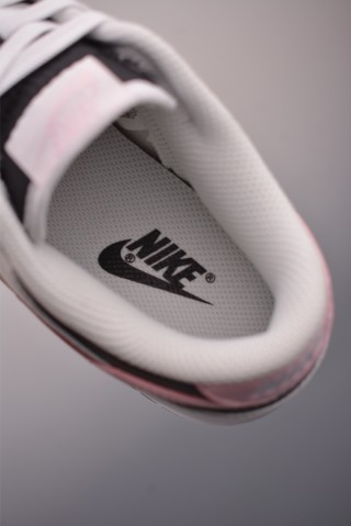 Nike SB Dunk Low 'Grey / Pink' view 9