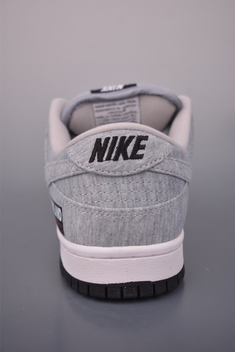 Nike SB Dunk Low 'Costco' view