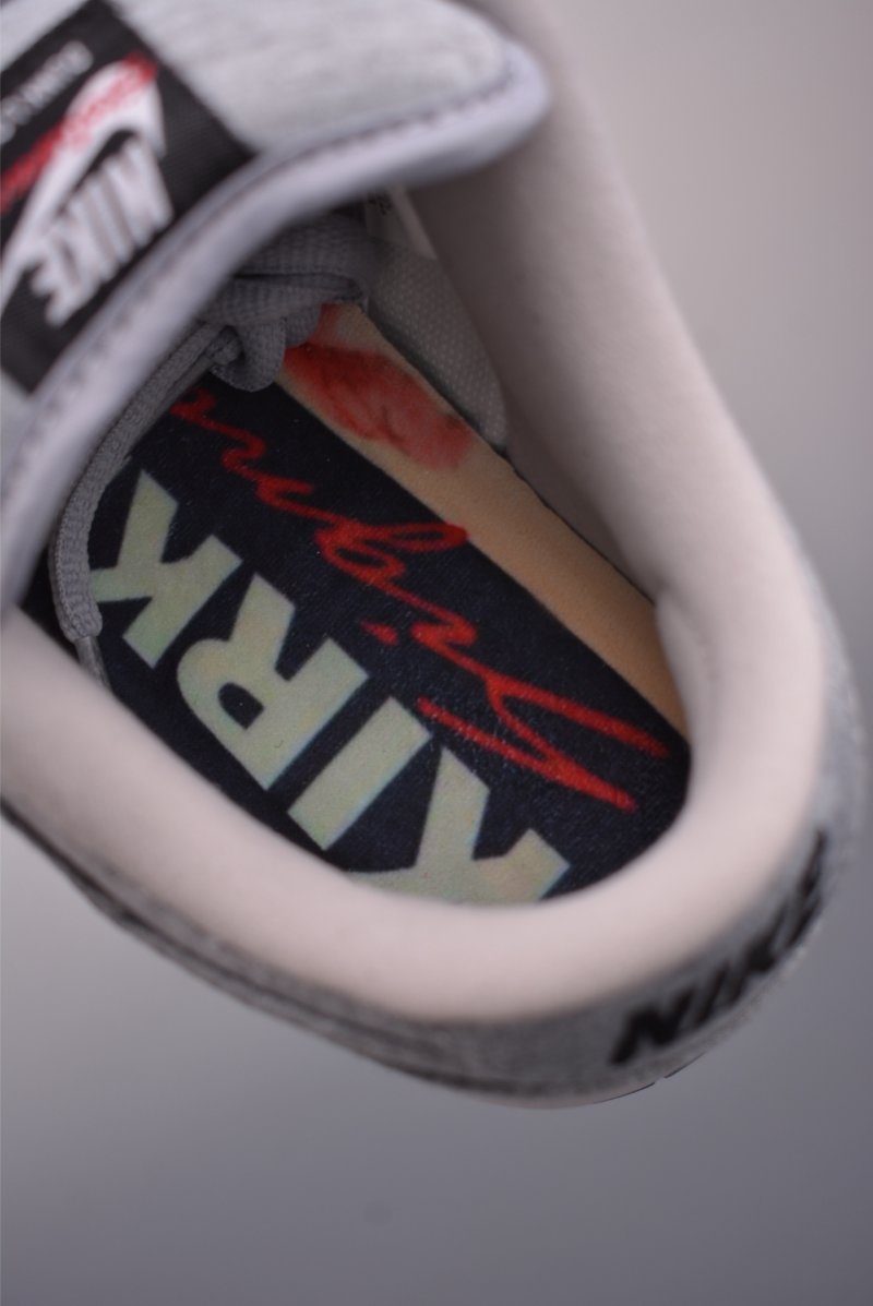 Nike SB Dunk Low 'Costco' view