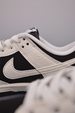 Nike SB Dunk Low view 8