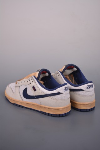Nike SB Dunk Low 'Grey / Blue' view 2